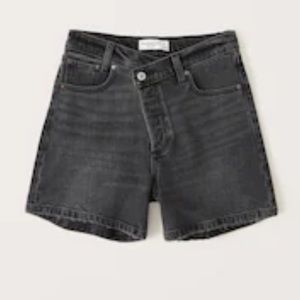 Abercrombie and Fitch High Rise Dad short size 4/27 washed black